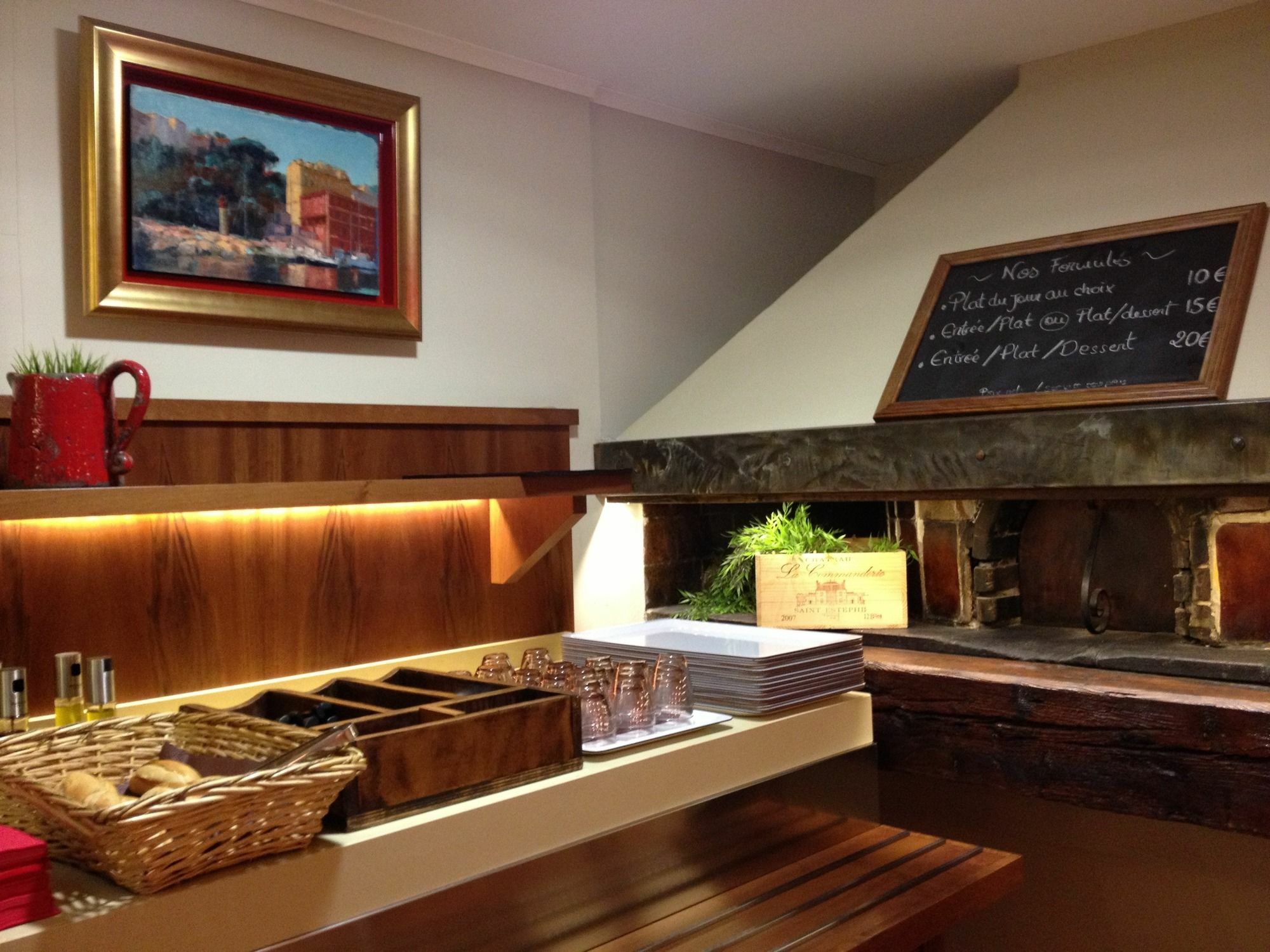 Sud Restaurant 2*